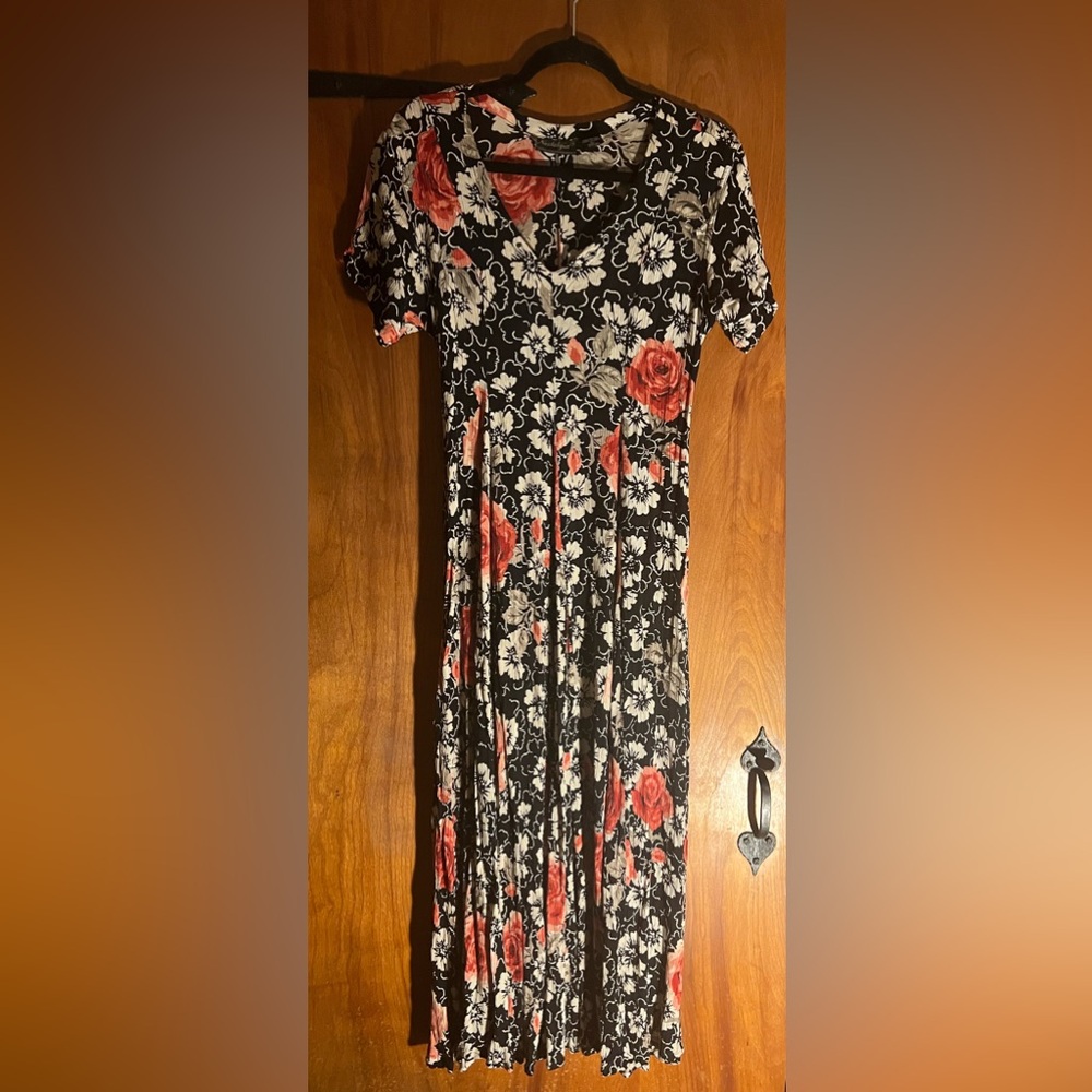 Dress by Nostalgia 100% Rayon long size Lg